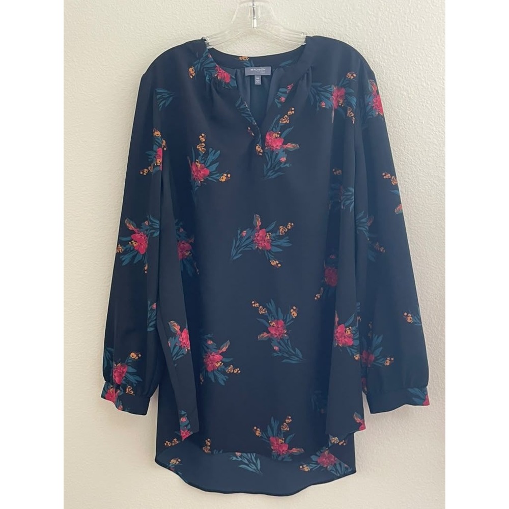 Madison Curvy Women 3X Black Floral V-Neck Long Sleeve Tunic Blouse boho peasant